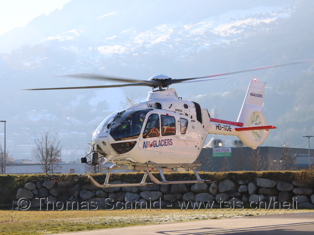 HB-XOE(2)