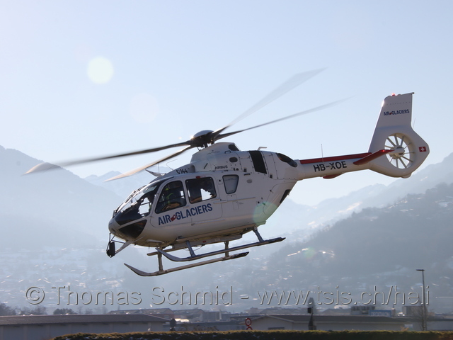 HB-XOE(2)